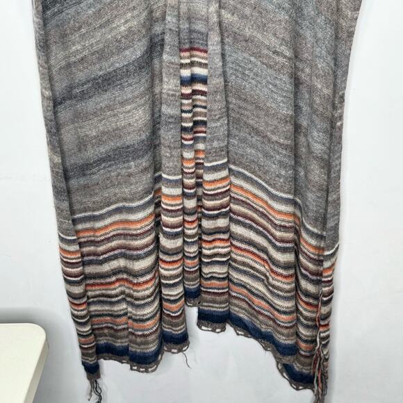 Free People Latitude 30 Wrap Poncho Shawl Rainbow Gray Fringe Sweater Stripe - Picture 6 of 15
